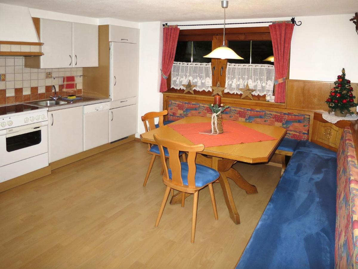 Holiday Home Egger By Interhome Aschau Im Zillertal Luaran gambar